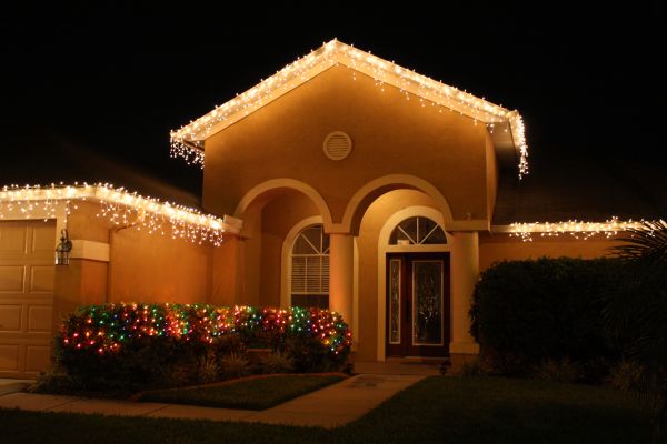 Seasonal Light Hanging